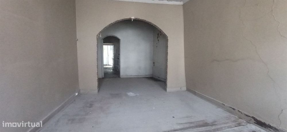 Moradia em Banda T9 Venda em Alenquer (Santo Estêvão e Triana),Alenque