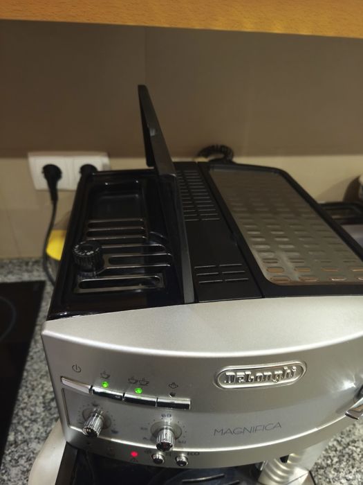 Máquina Delonghi