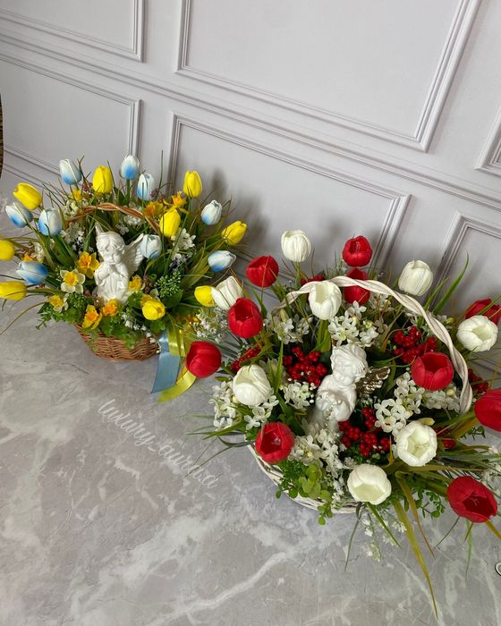 Композиція з латексних тюльпанів