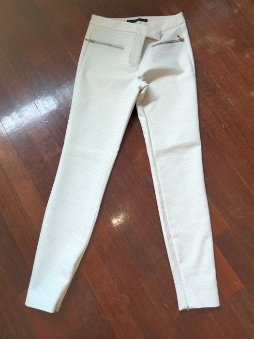Calças Brancas/Pérola com bolinhas pretas Zara