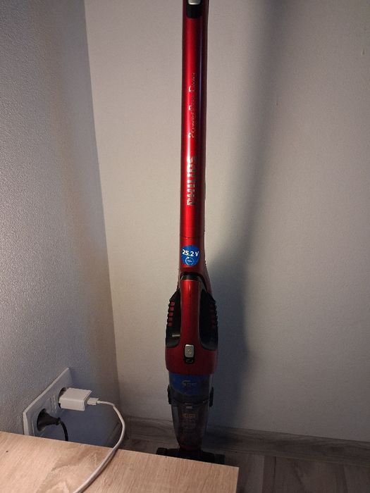 Odkurzacz pionowy Philips bez Ladowarki...