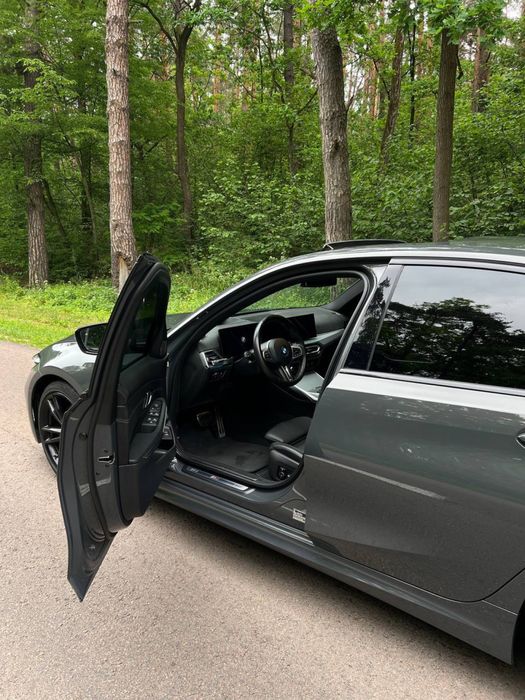 BMW 330i M Sport Pro 2024  | Максимальна комплектація