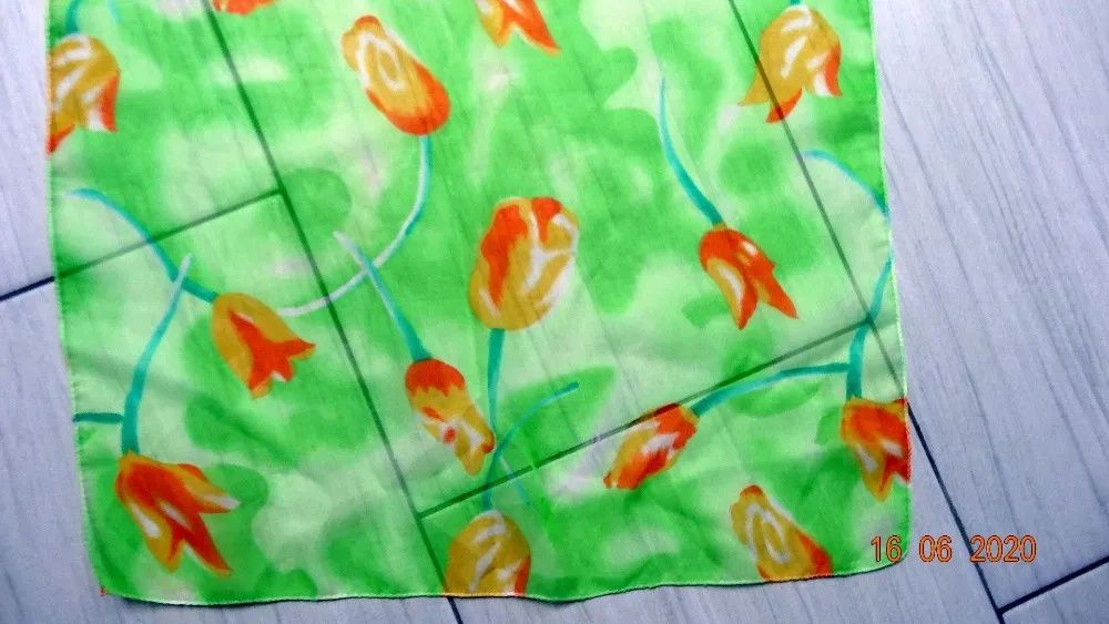 Wiosenna lekka chusteczka 50x130