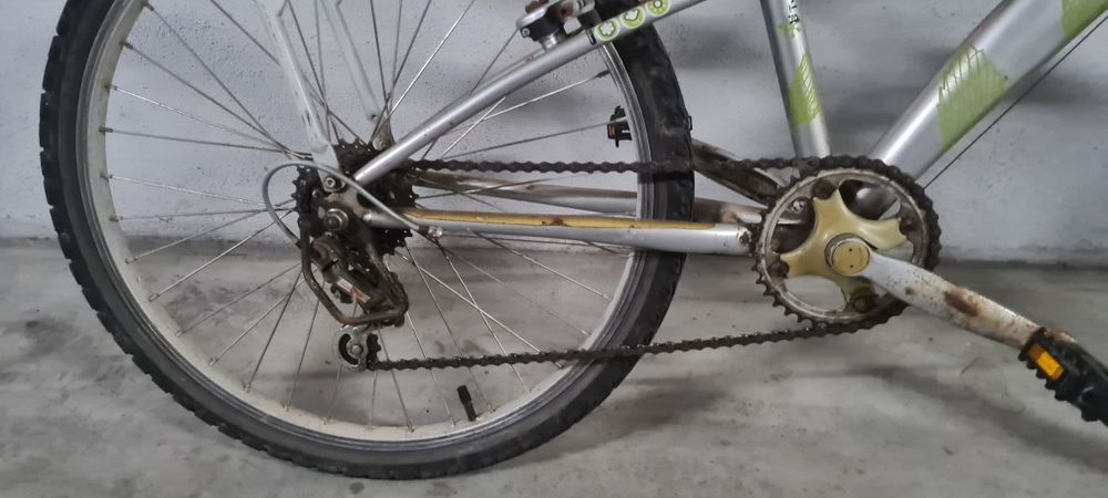 Vendo bicicleta b'twin