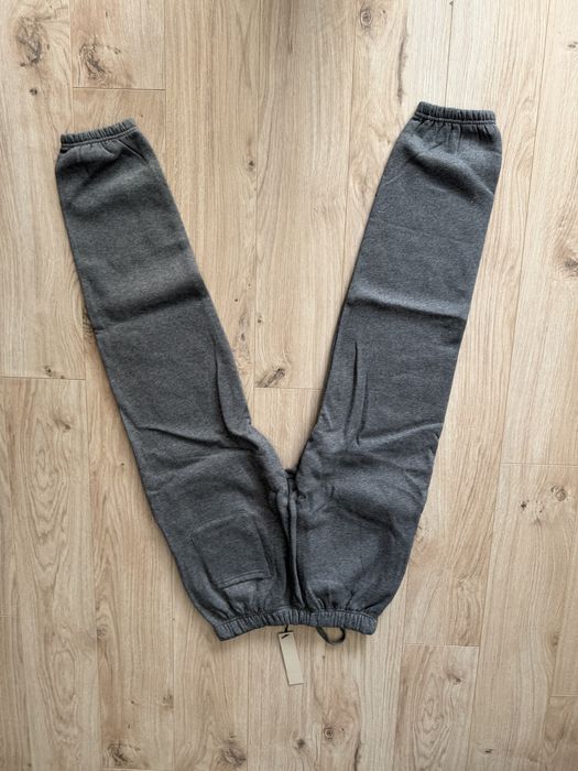 Set Essentials fear of god