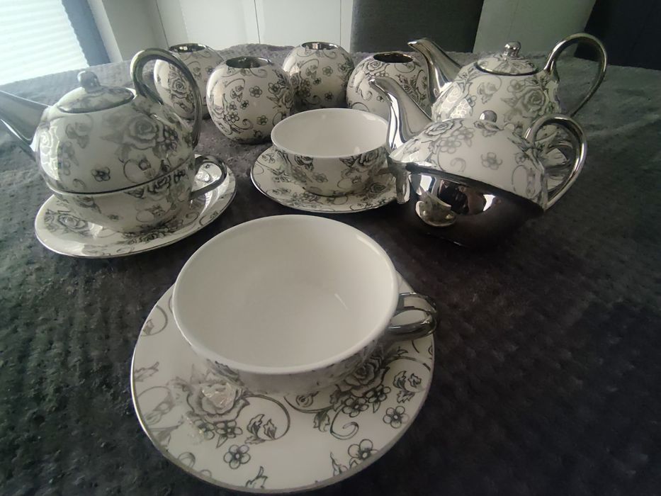 Zestaw porcelanowy do herbaty DRULINE piękny