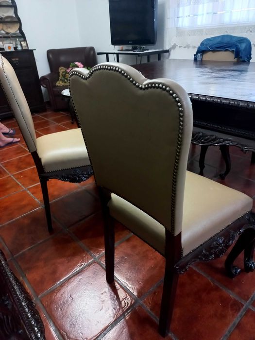 Mobilia de sala de jantar vintage