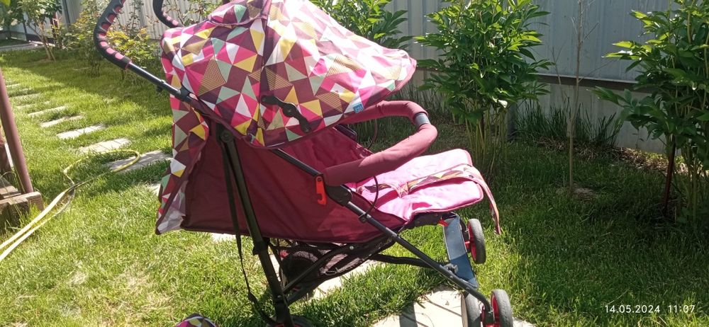 Прогулочна коляска Bembi