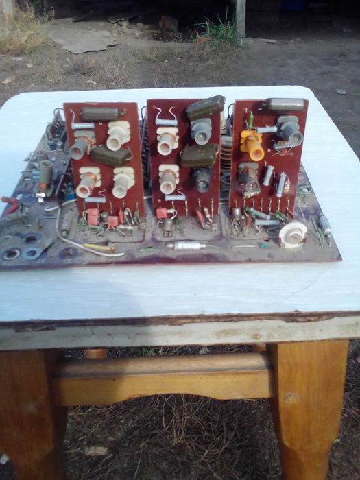 Продам радіодеталі плати