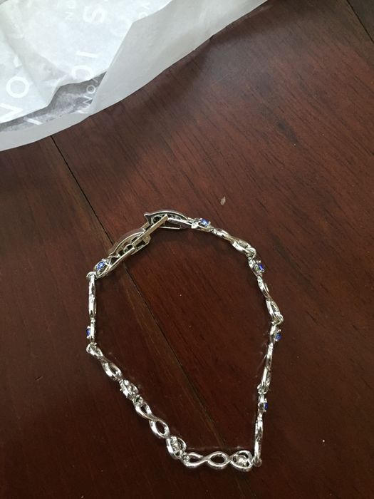 Pulseira icons da avon