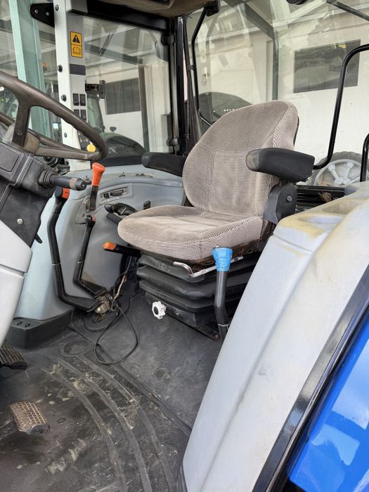 New Holland T5040