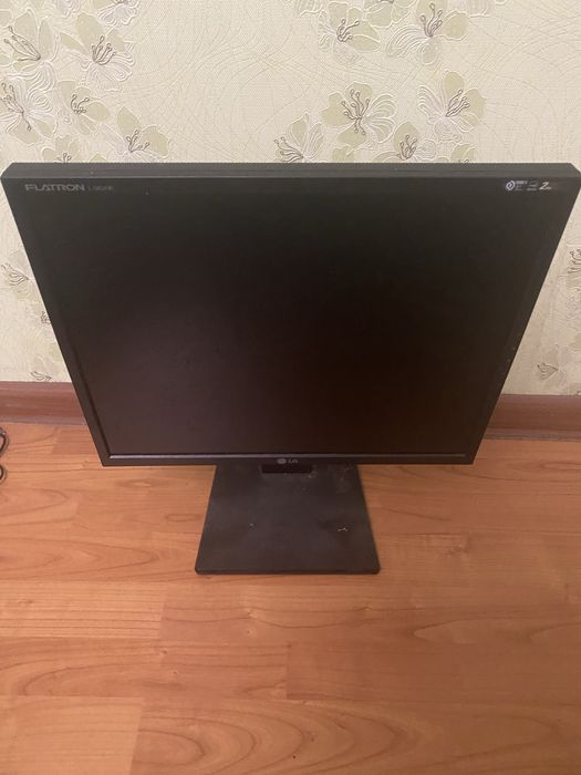 Продаю монітор LG для ПК