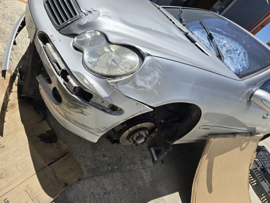 Mercedes 220C Avantgarde