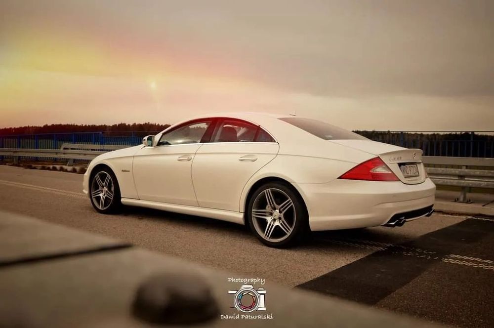 Mercedes-Benz CLS MERCEDES CLS 63AMG pefekcyjny stan, perła 6,2l V8 Japonia