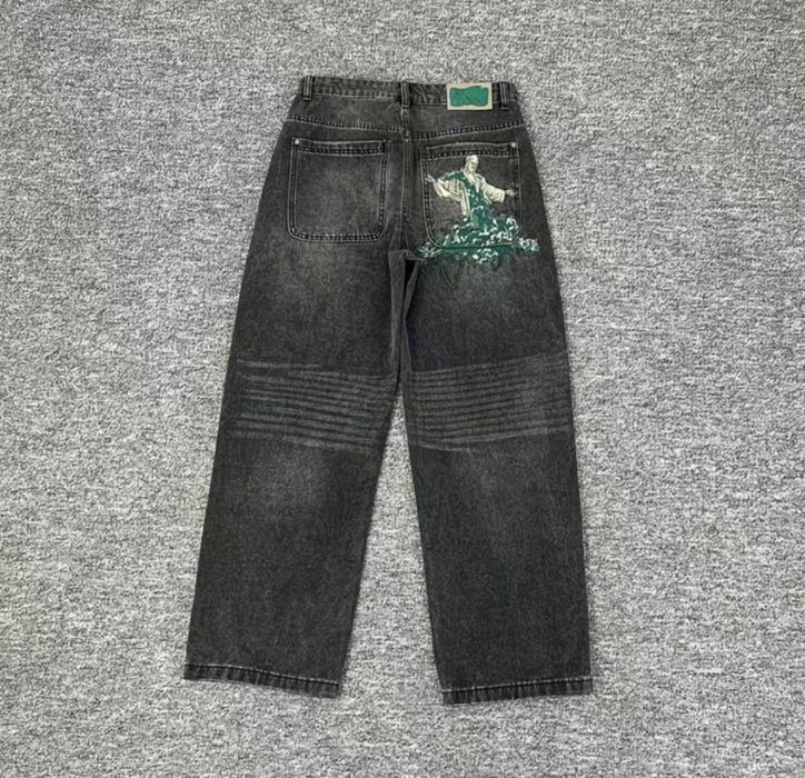 Джинси Derschutze.