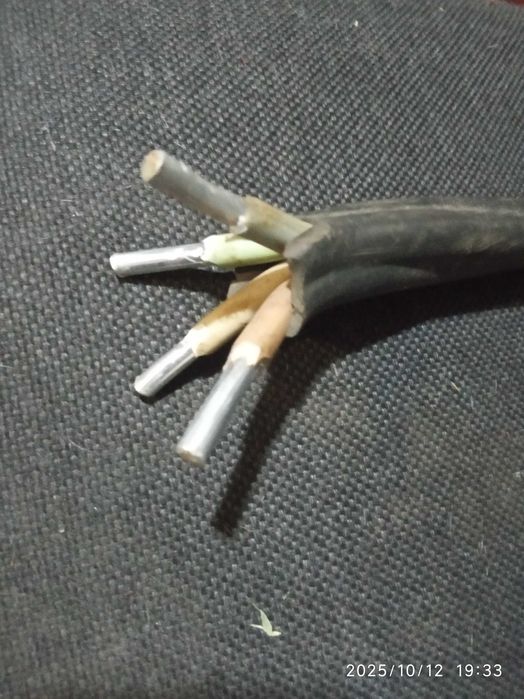 Продається кабель АВВГ4×25