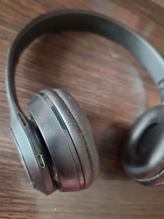 Бездротові Bluetooth навушники Borofone B04 чорні