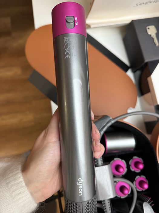 Dyson airwrap nikiel fuksja