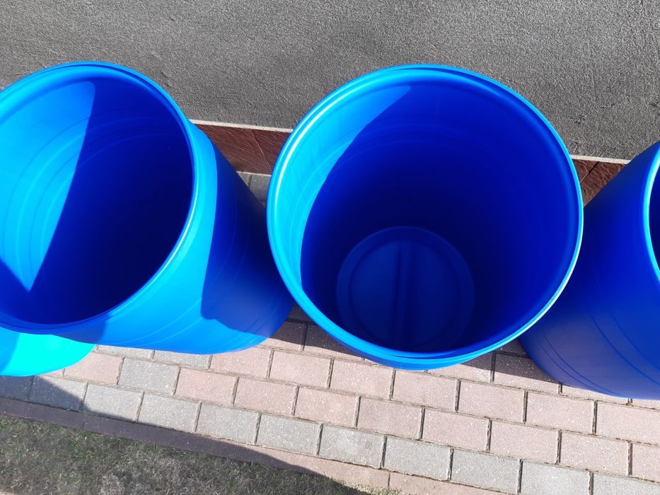 Wiadra beczki nowe od 15L do 200L