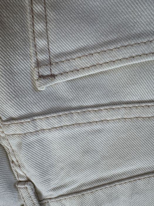 Нові джинси s MNG