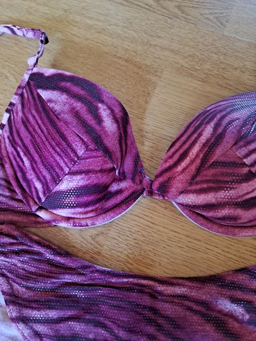 Strój kąpielowy she