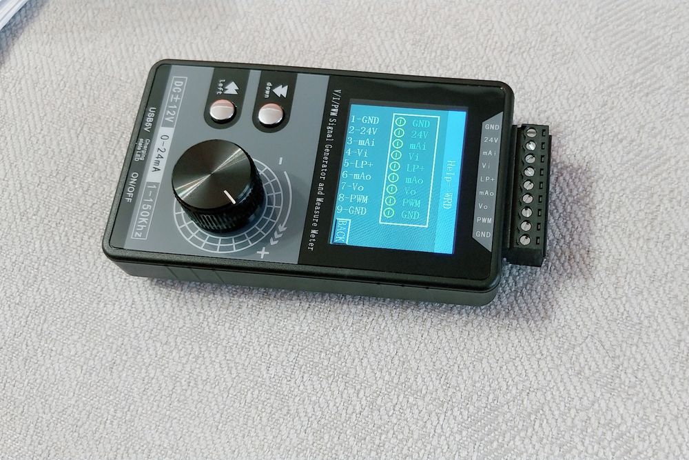 генератор сигналів, генератор сигналов