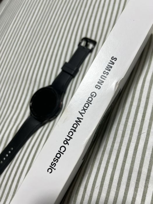 SAMSUNG Galaxy Watch6 Classic