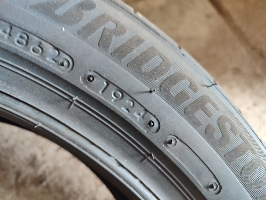Шини bridgestone 225 50 r19 літо нові 24-й рік