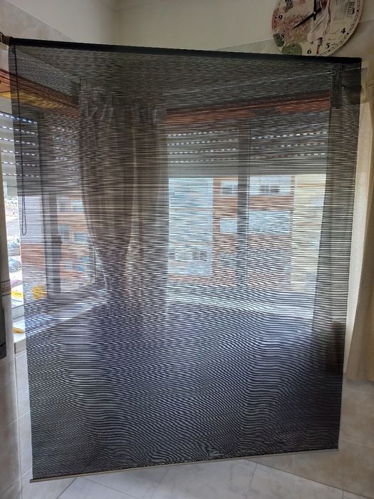 Cortinado em rolo 150cm por 200cm