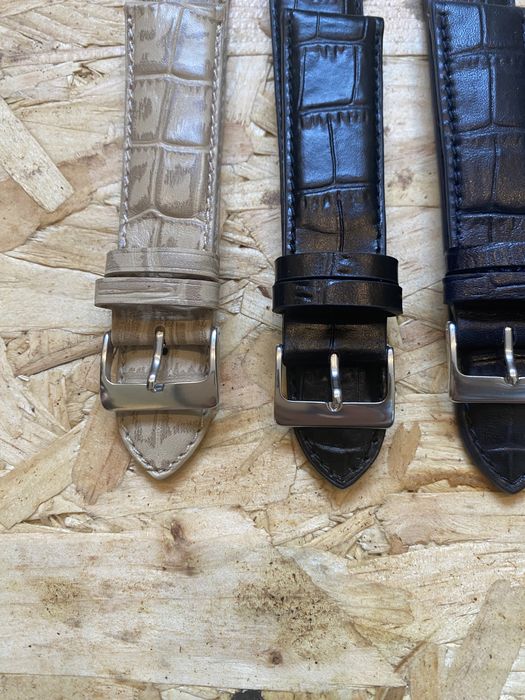 Braceletes em pele genuína tamanho 22mm