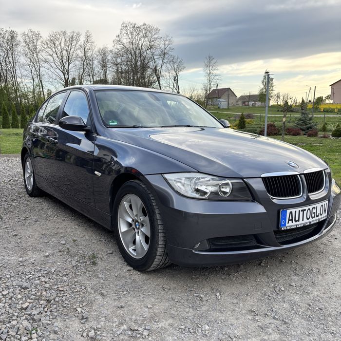 Bmw  e90  seri  3  2006 rok