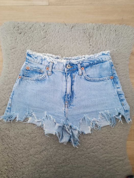 Spodenki szorty jeansowe damskie Bershka r 34
