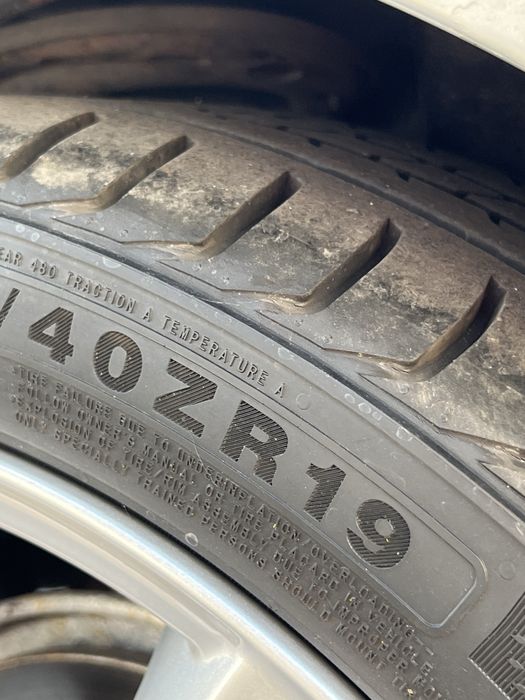 Продам Lexus Ideal