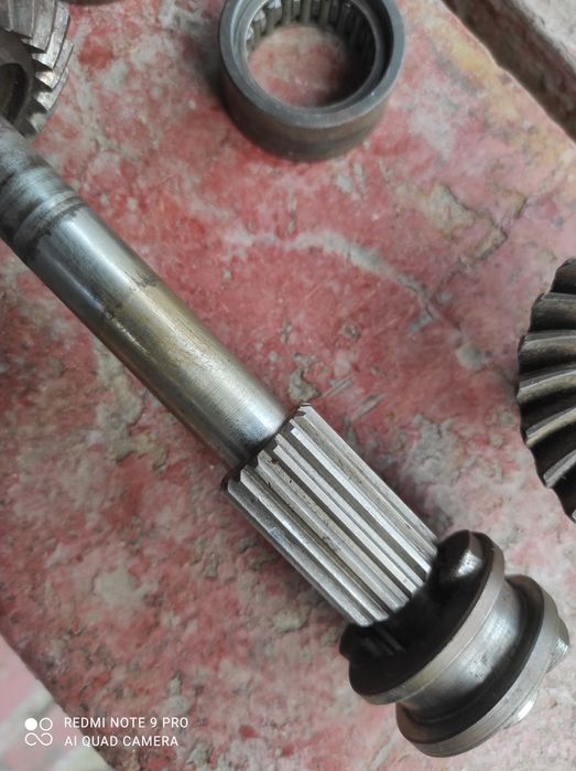 Продам редуктор вихрь 30