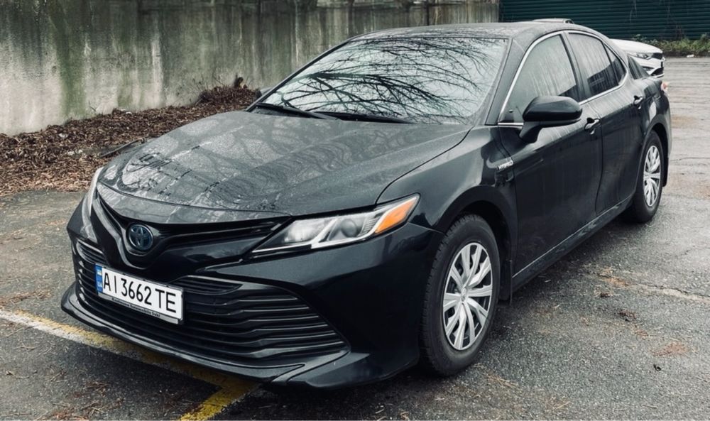 Таксі на Camry Hybrid 2020 — чесні умови 50/50