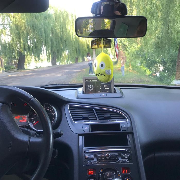 Пежо 5008 2014 року у відмінному стані