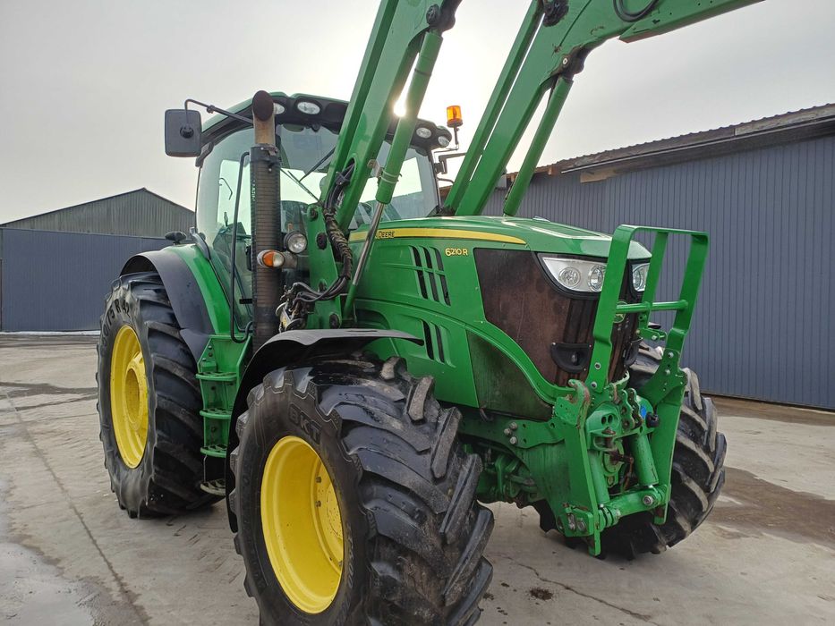 John Deere 6210R z H360