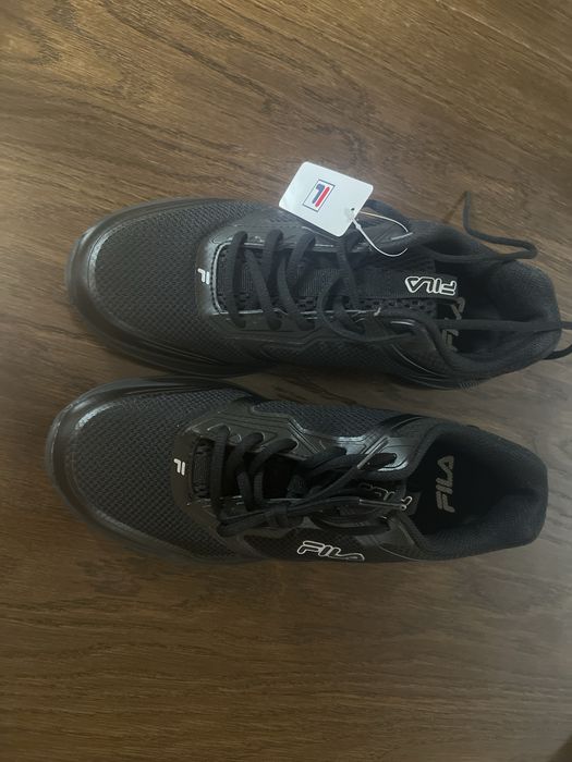 Кросівки FILA не ношені