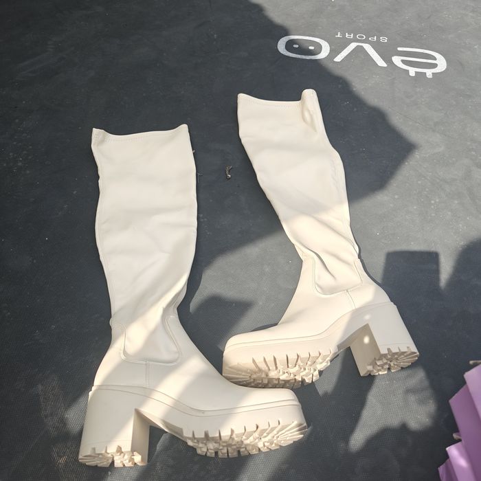 Buty damskie 41. Botki, Kozaki, szpilki 6 par
