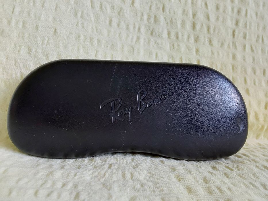 Etui na okulary Ray Ban Stan dobry