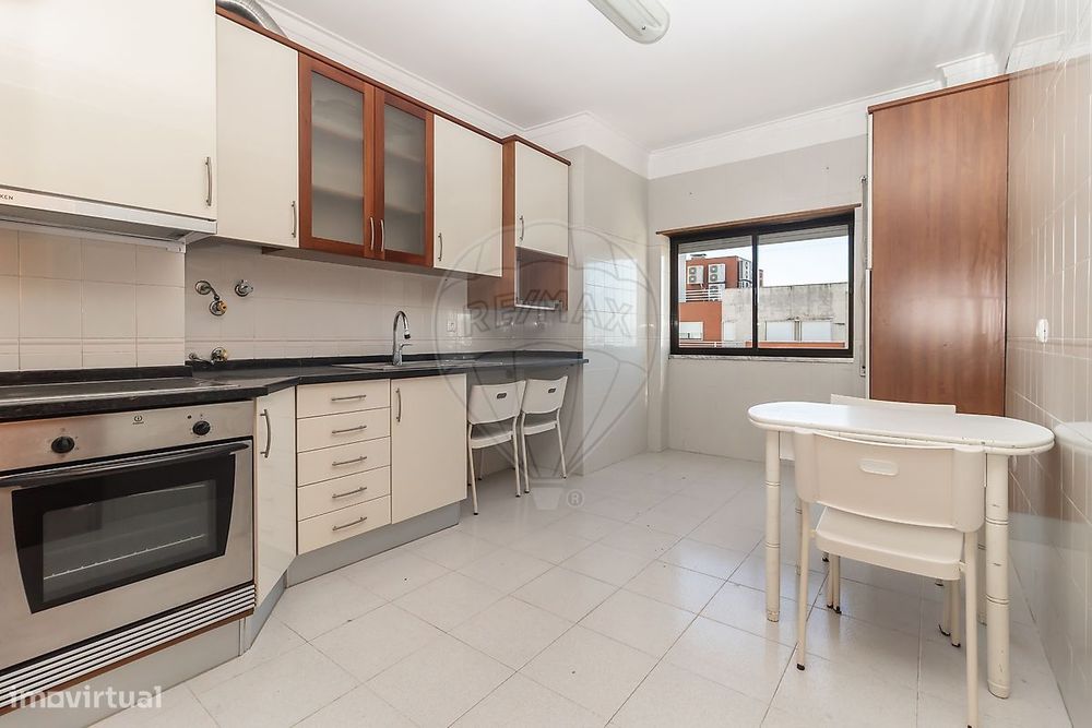 Apartamento T2 para arrendamento
