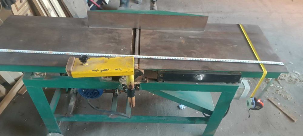 Wyrówniarka do drewna