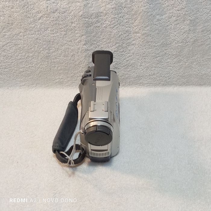 Canon máquina de filmar MV600