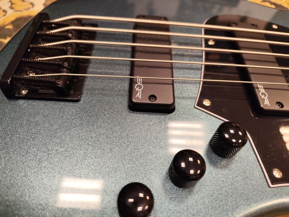 Squier Jazzbass contemporary 5