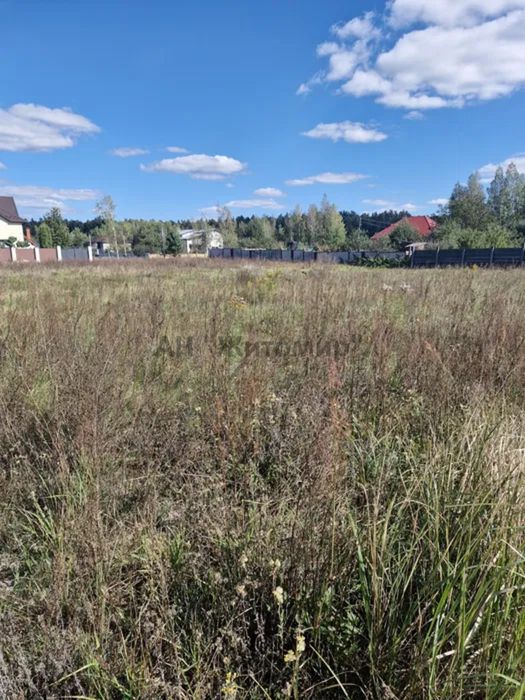 Продається земельна ділянка в с. Іванівка..