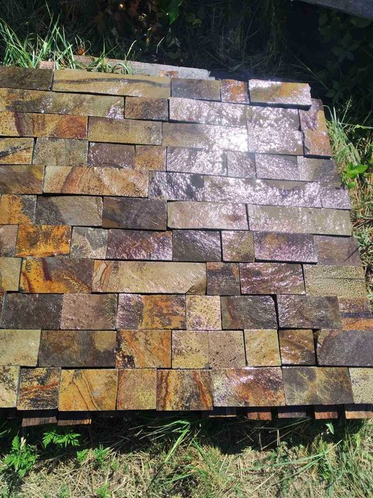 Бруківка з каменя товщина 3см+