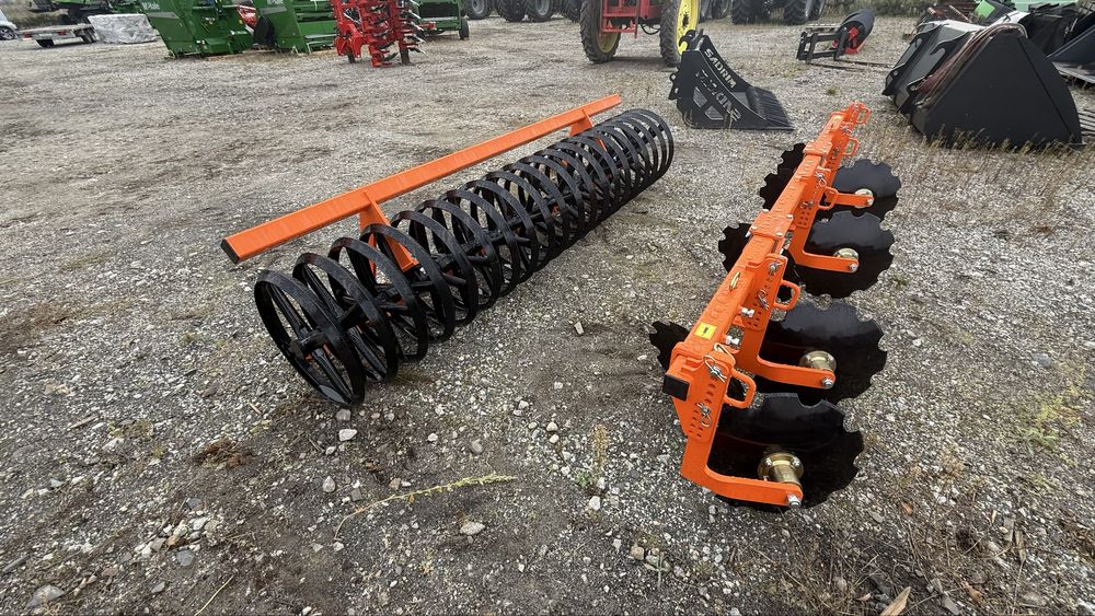 Pokazowy Kultywator dłutowy bezorkowy MANDAM Spec HD  oraz Agromasz