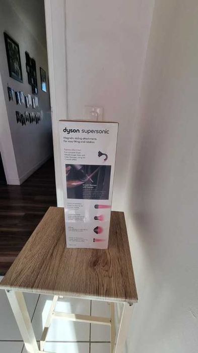 Świetna suszarka do włosów.