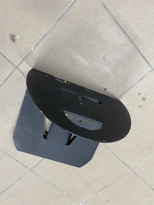 Wieszak na kask motocyklowy