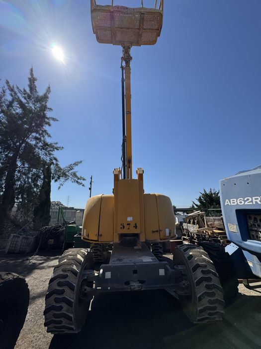 Plataforma articulada elevatoria diesel HA20PX (20mt)